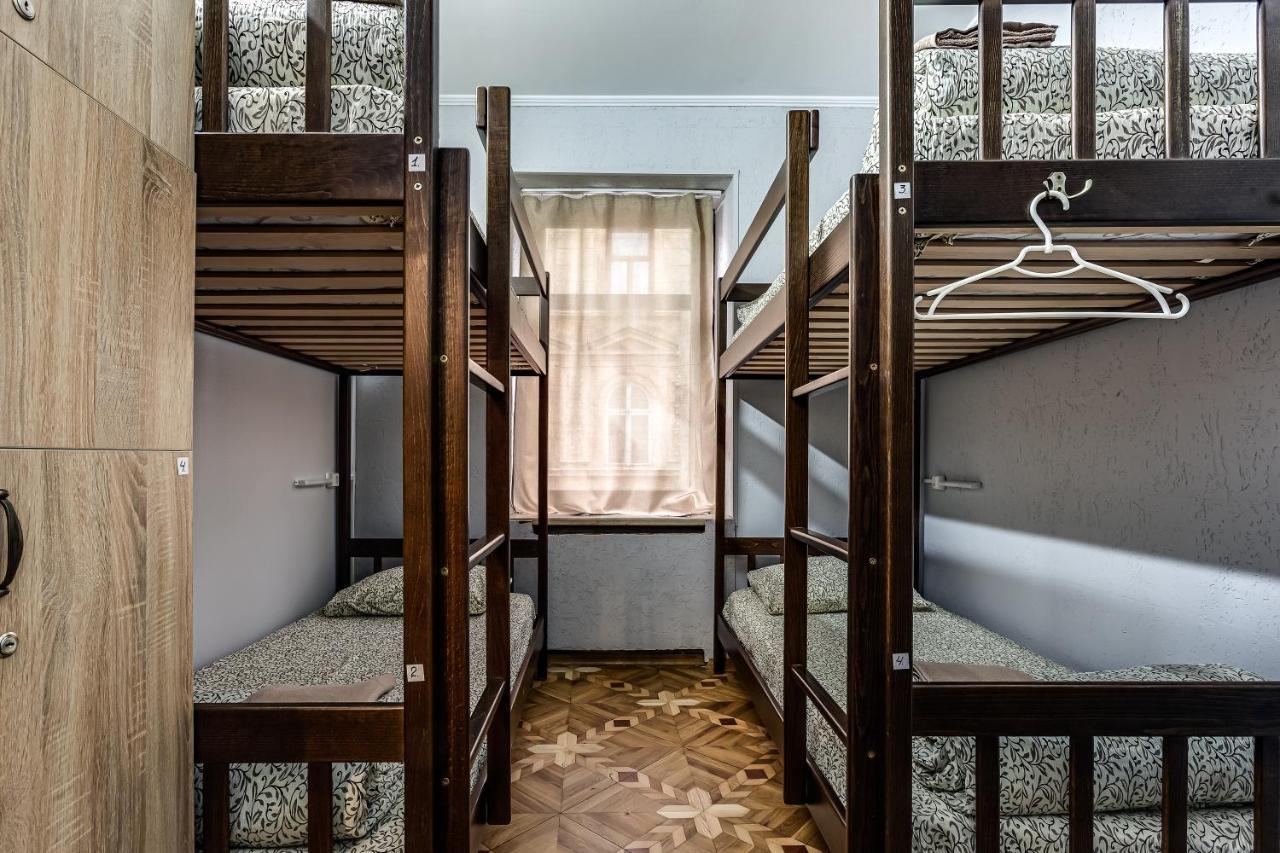 Hostel Seven Lviv Eksteriør bilde