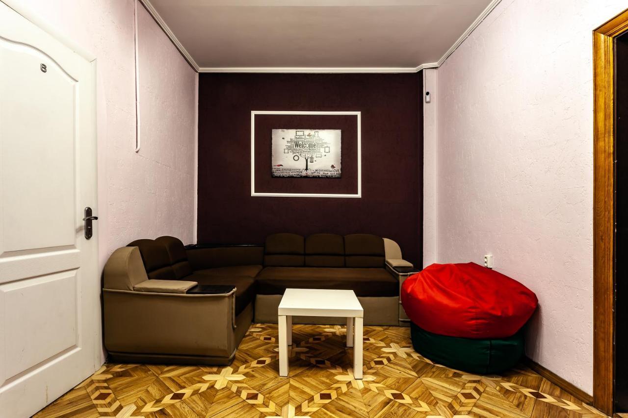 Hostel Seven Lviv Eksteriør bilde