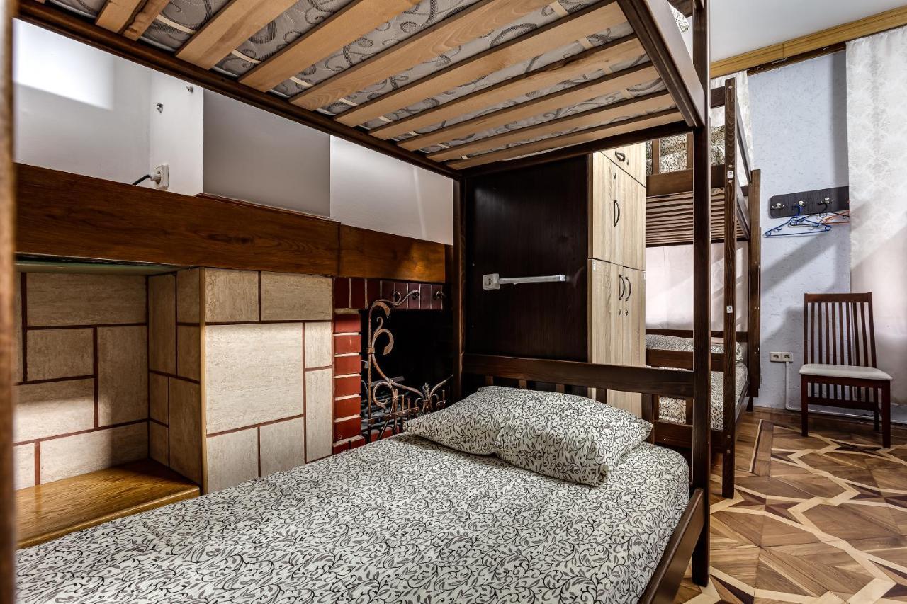 Hostel Seven Lviv Eksteriør bilde