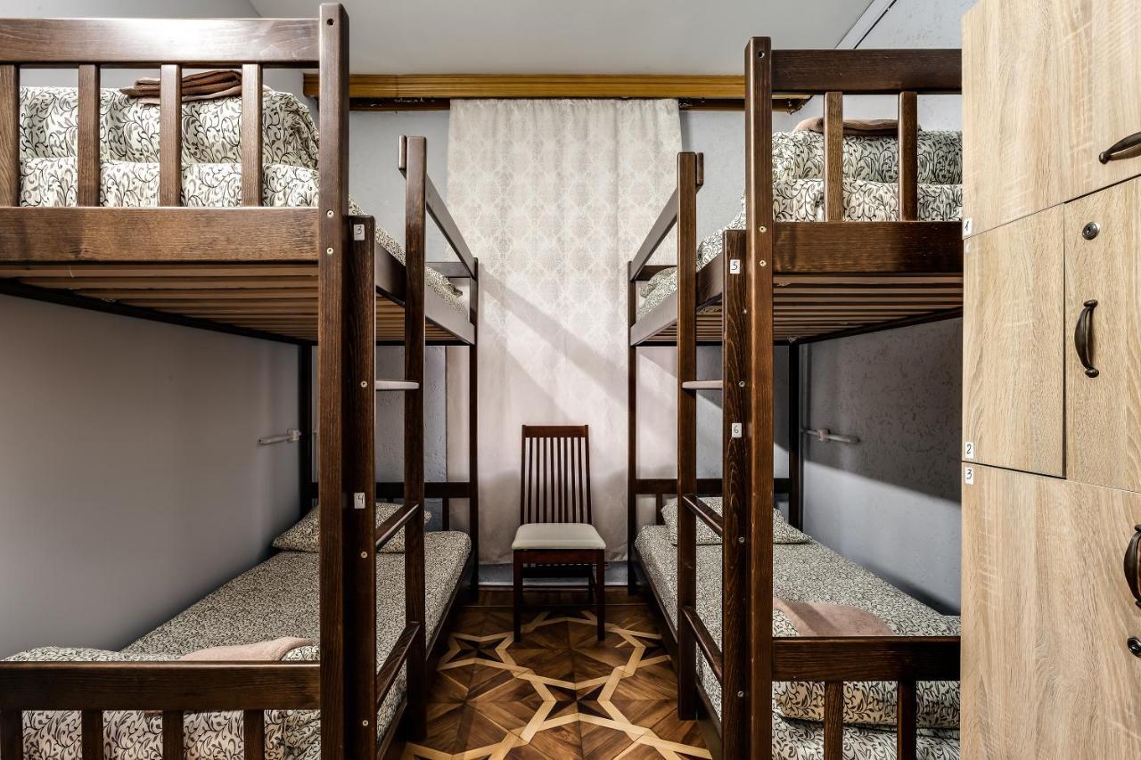 Hostel Seven Lviv Eksteriør bilde