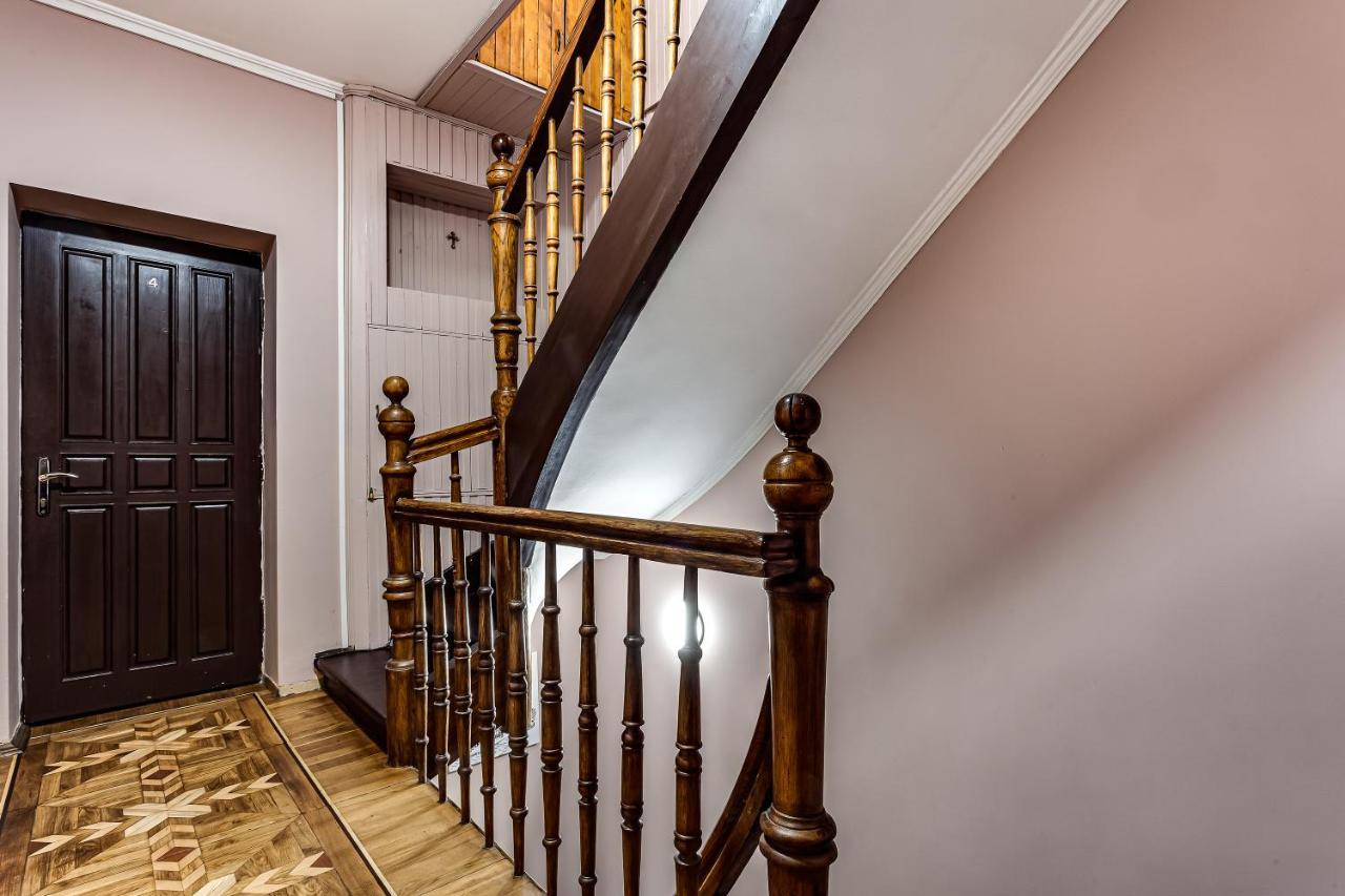 Hostel Seven Lviv Eksteriør bilde